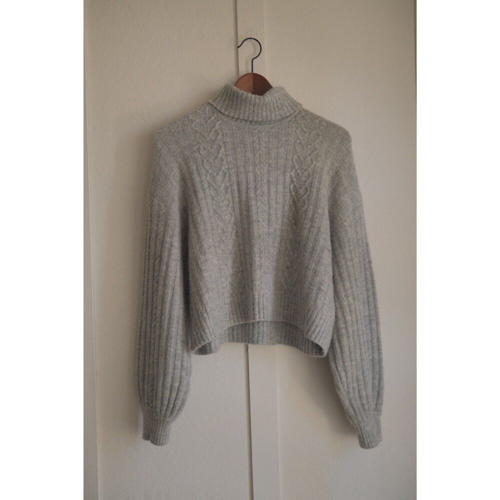 H&M Gray Cable Knit Turtleneck Sweater Cropped Chunky Knit Pullover Medium